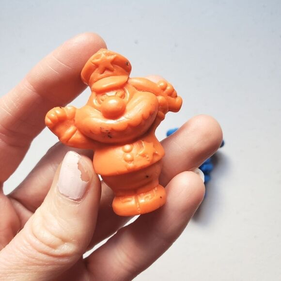 Vintage 1991 Cookie Crisp Pencil Toppers - Picture 3 of 9